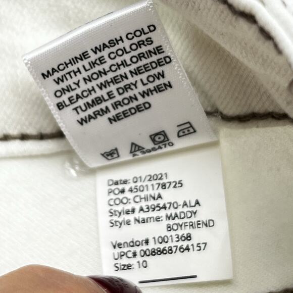 LOGO Lavish Women’s Patchwork Cropped Straight Leg Jeans Cream Denim Size 10 - Picture 7 of 13